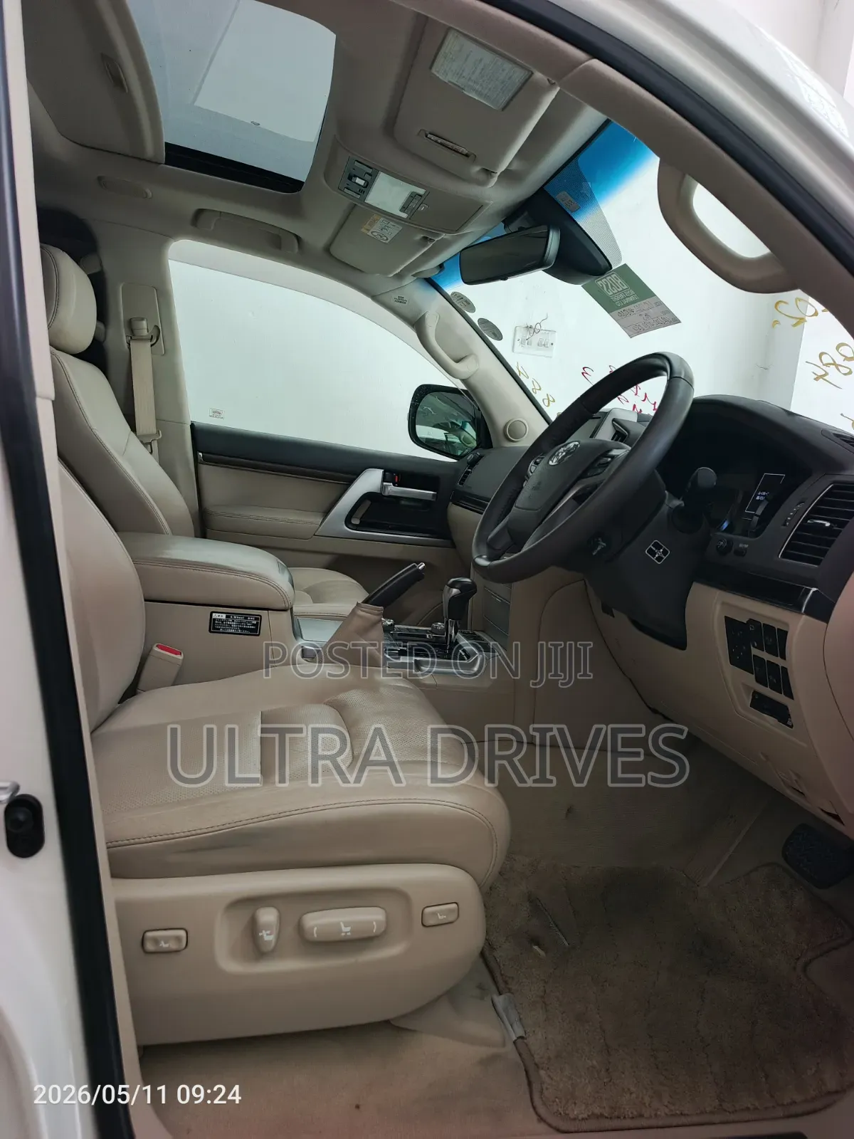 Toyota Land Cruiser 2019 White