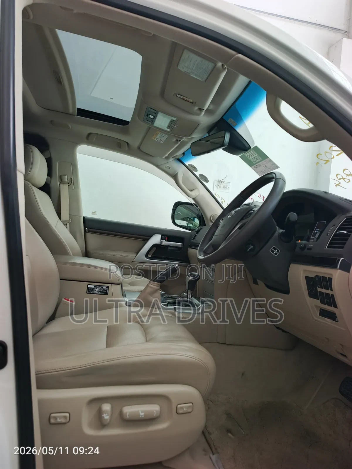 Toyota Land Cruiser 2019 White