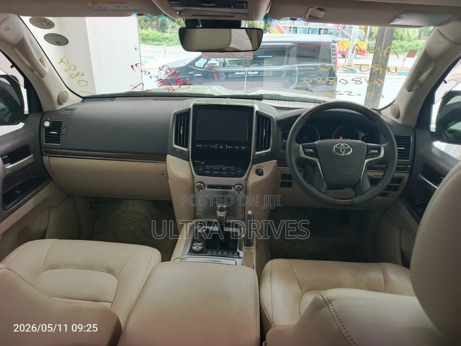 Toyota Land Cruiser 2019 White