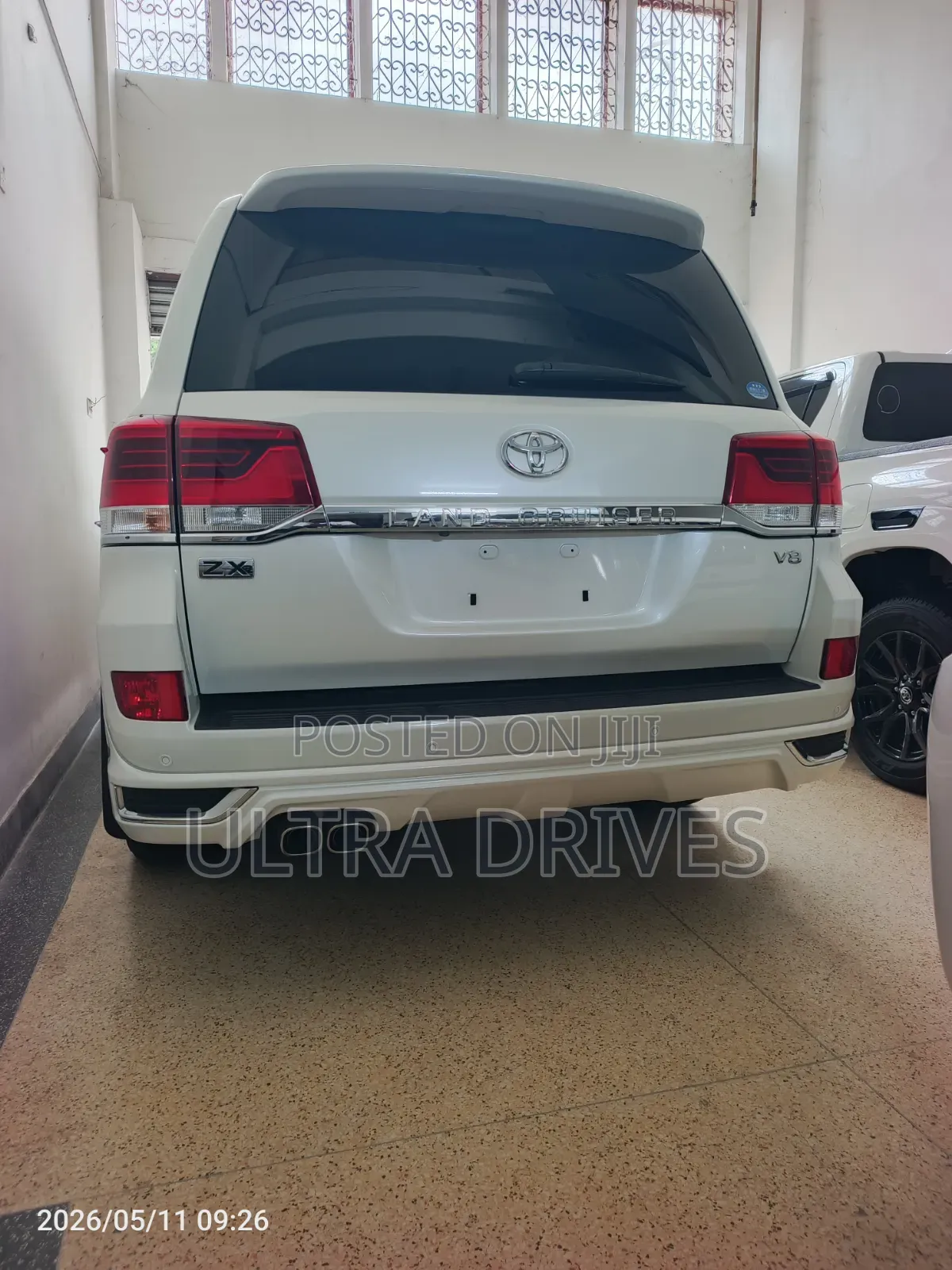 Toyota Land Cruiser 2019 White