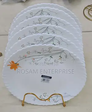 Set of 6 Luminarc Plates