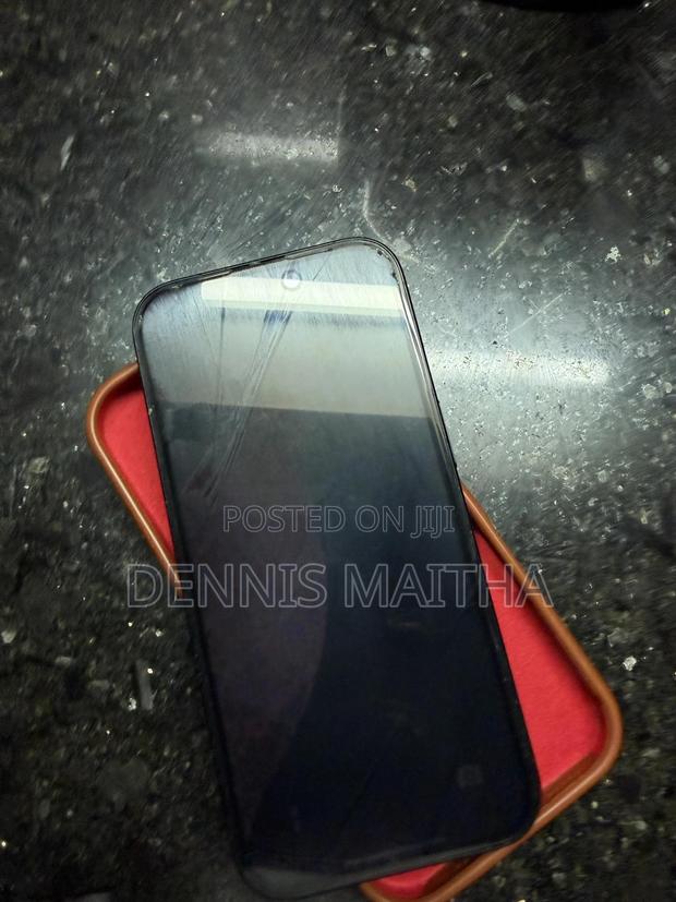 Apple iPhone 16 128 GB Black - thumbnail 2