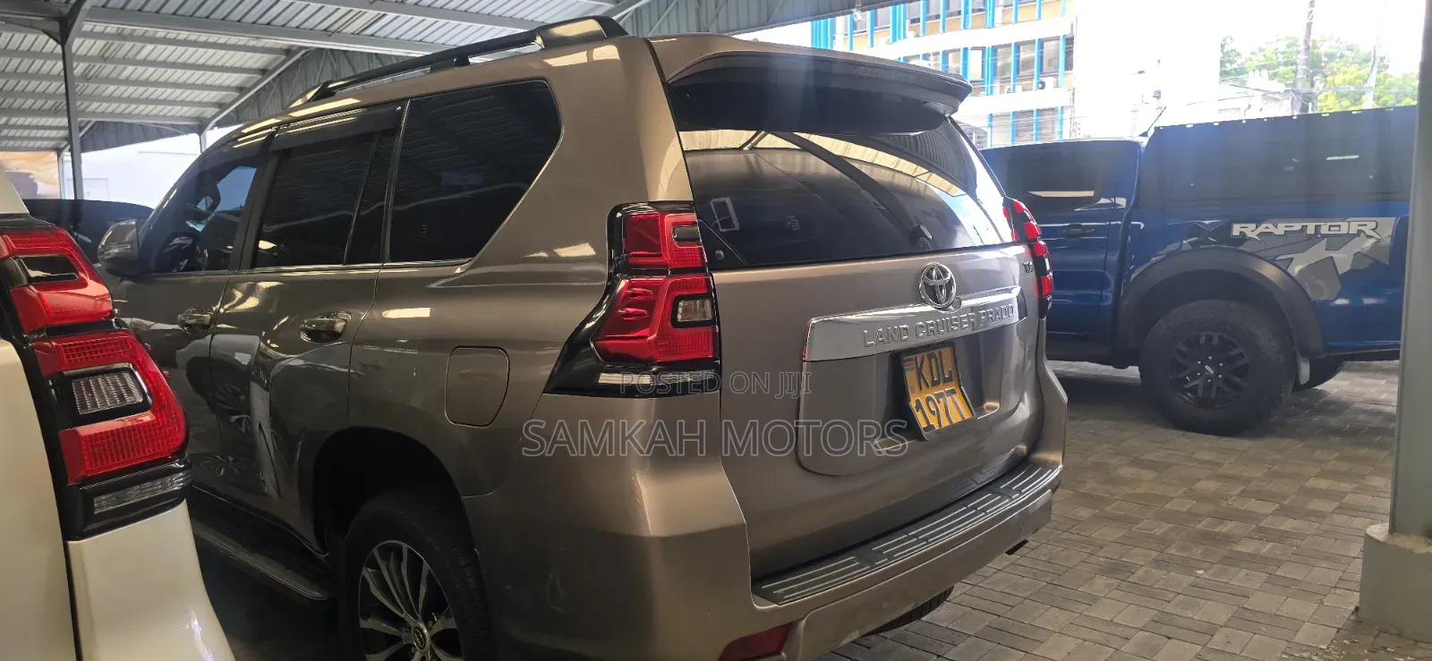 Toyota Land Cruiser Prado 2019 Gray
