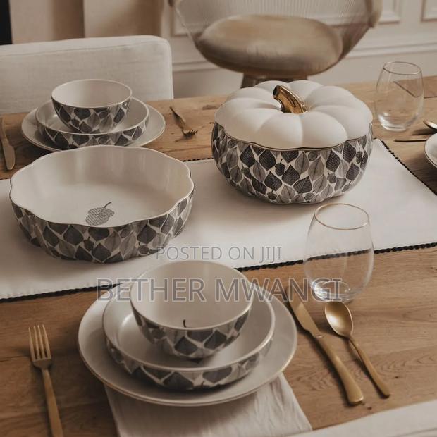 Stoneware Soup Tureen Serving Dish - thumbnail 3