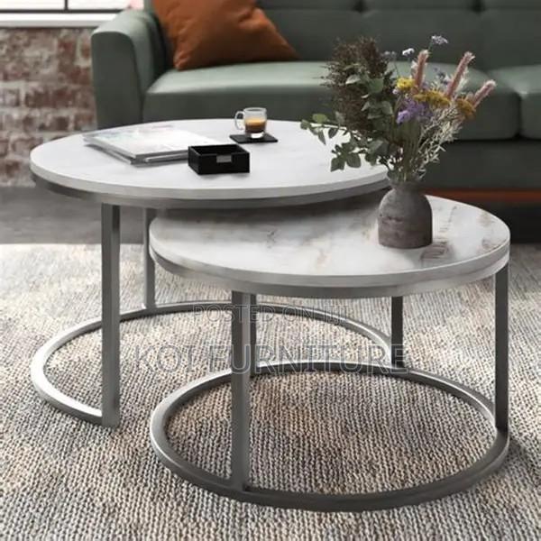 Coffee Table; Round Talemoh Coffee Table Set - thumbnail 2