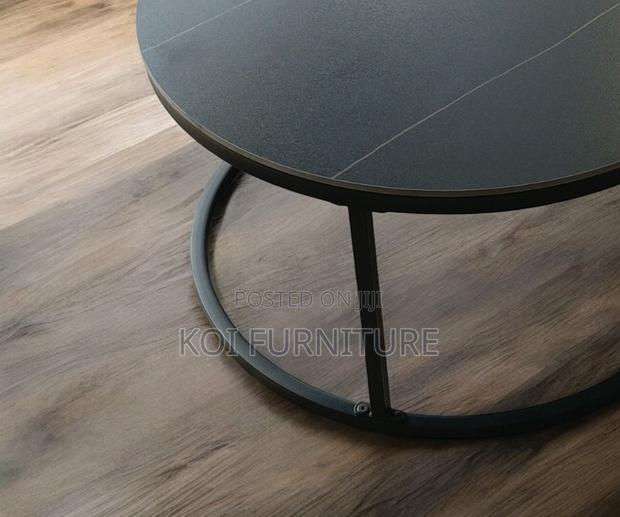 Coffee Table; Round Talemoh Coffee Table Set - thumbnail 4