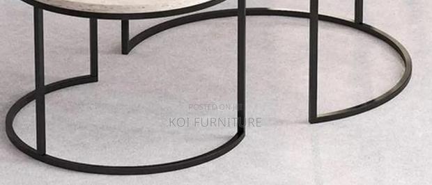 Coffee Table; Round Talemoh Coffee Table Set - thumbnail 9