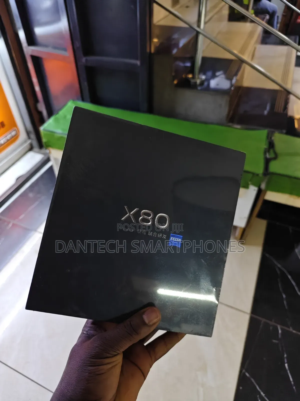 New Vivo X80 256 GB Gray