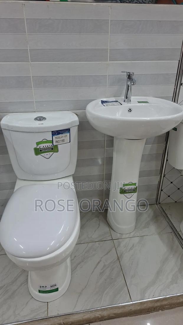 Close Couple Toilet - thumbnail 2
