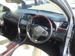 Toyota Premio 2019 Silver