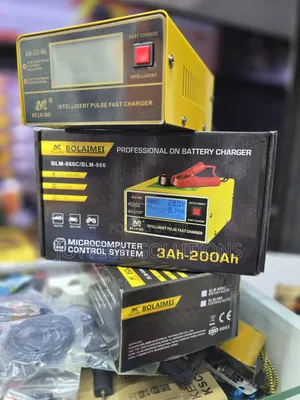 Automatic Smart Battery Charger 12v/24v for Cars Trucks