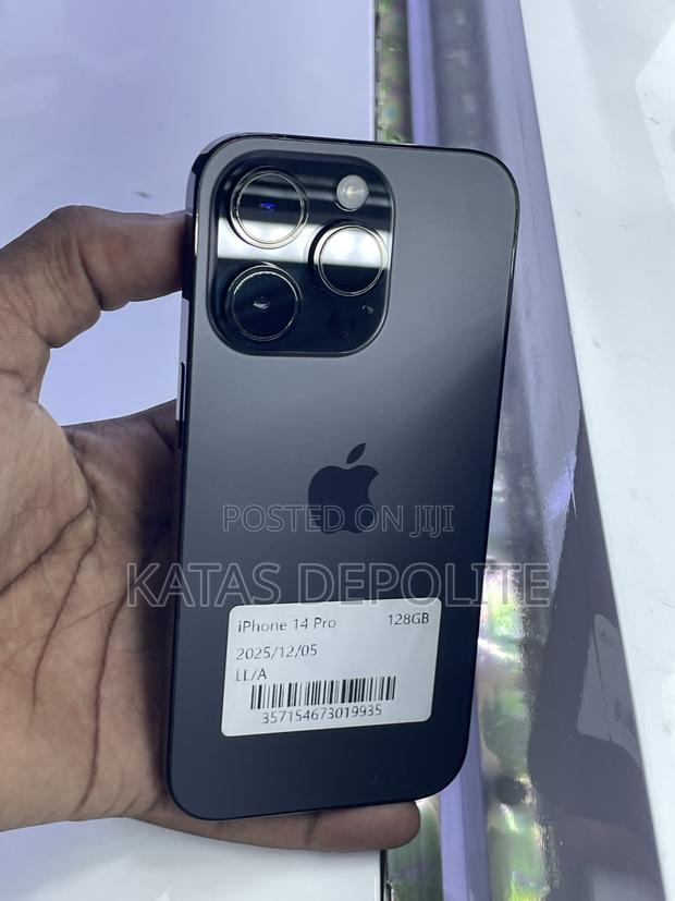 Apple iPhone 14 Pro 128 GB Black - main view