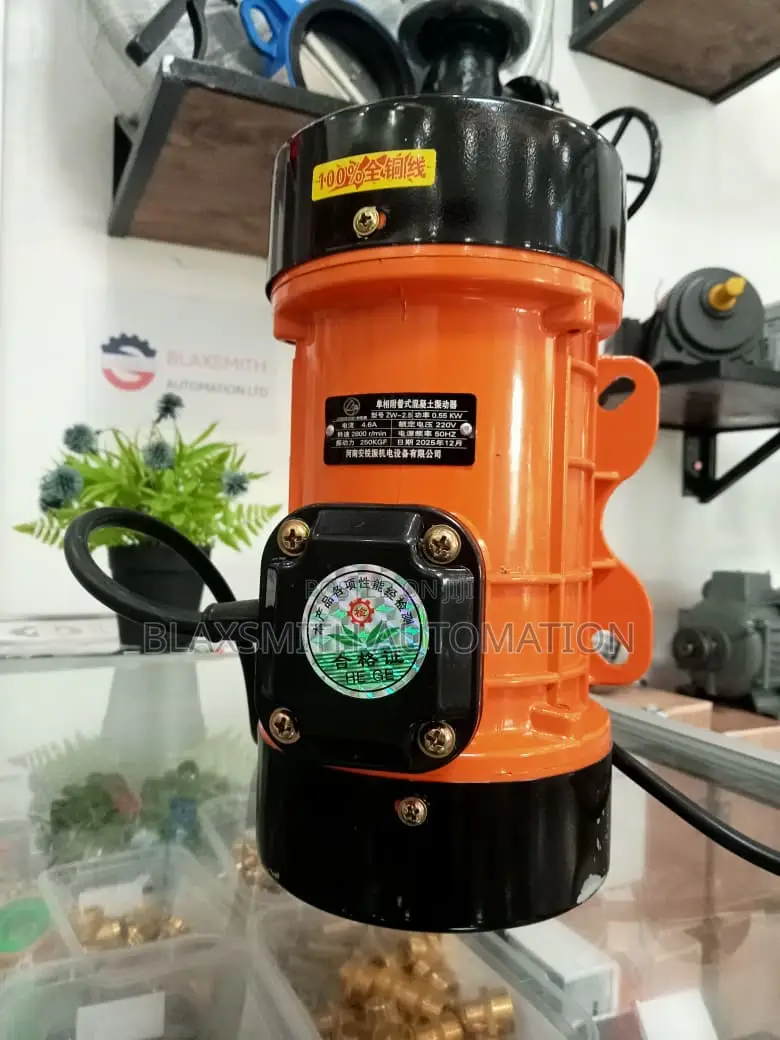 Vibrating Motor 0.55kw 220v 2800 R/Min