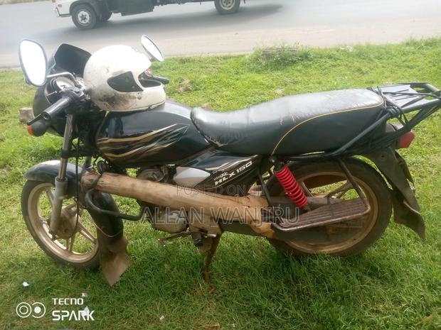 TVS HLX Plus ES 2021 Black - thumbnail 2
