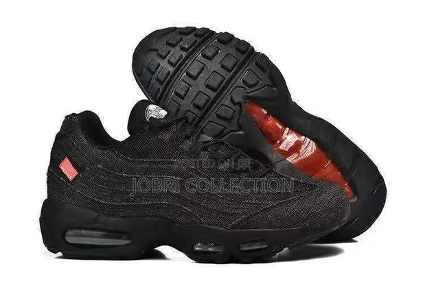 Black Nike Airmax 95 Levi's Sneakers - thumbnail 2