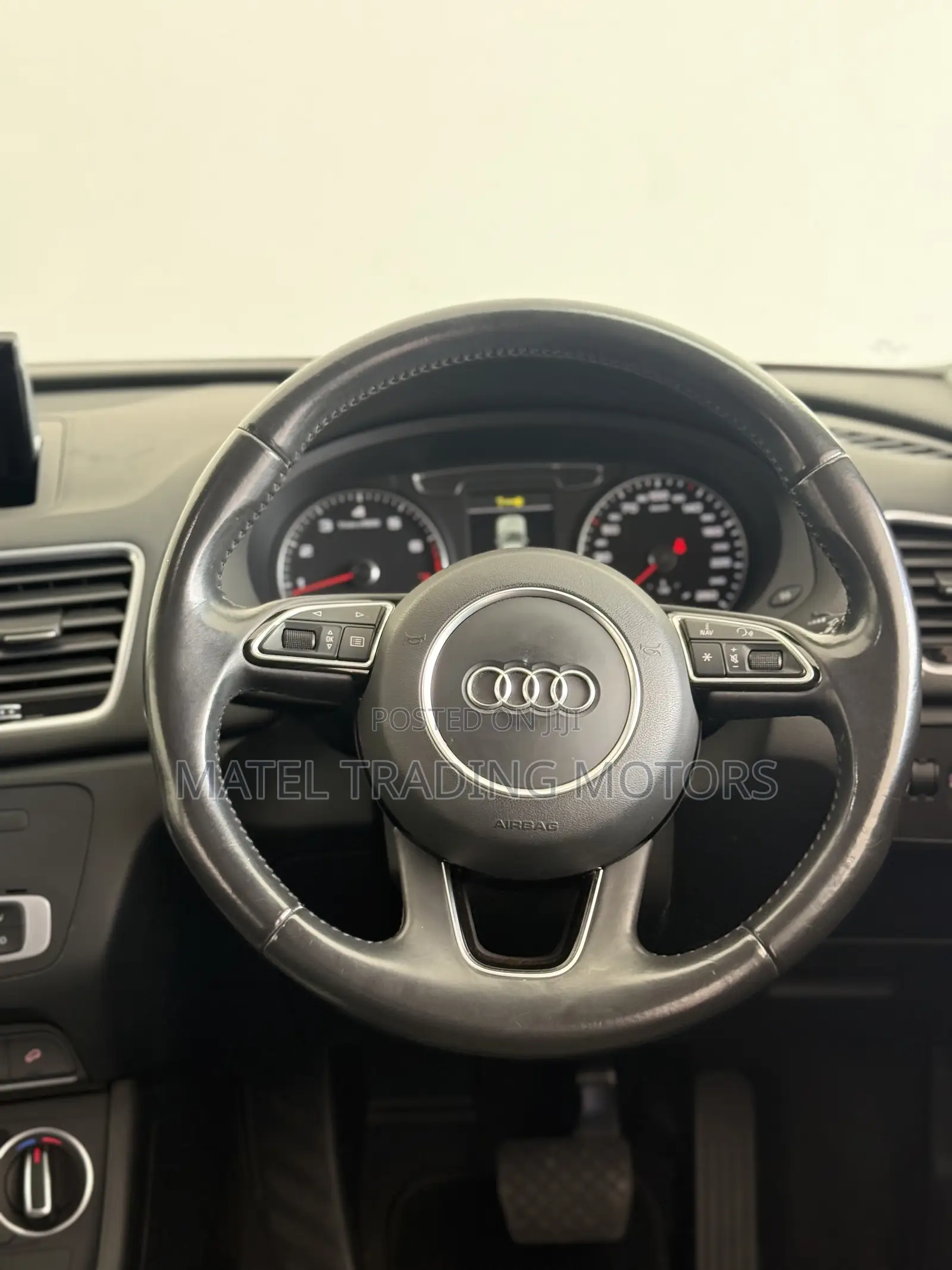 Audi Q3 2.0 TFSI 180hp 2016 Red