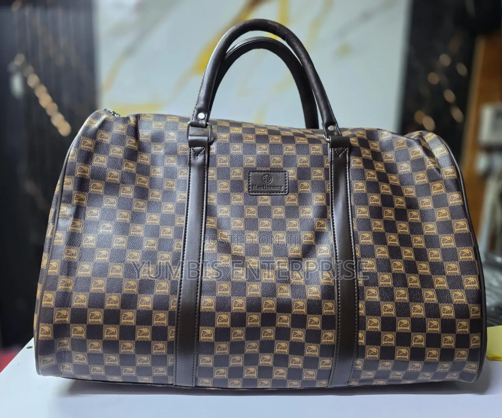 Medium Leather Duffle Travelling Bag With Prints