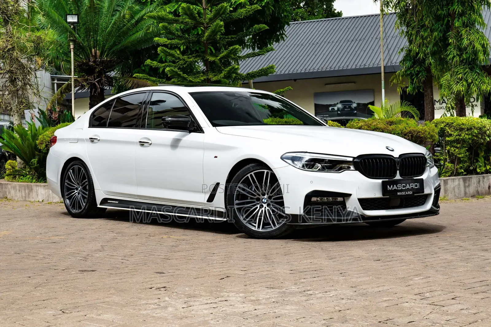 BMW 530i 2018 White