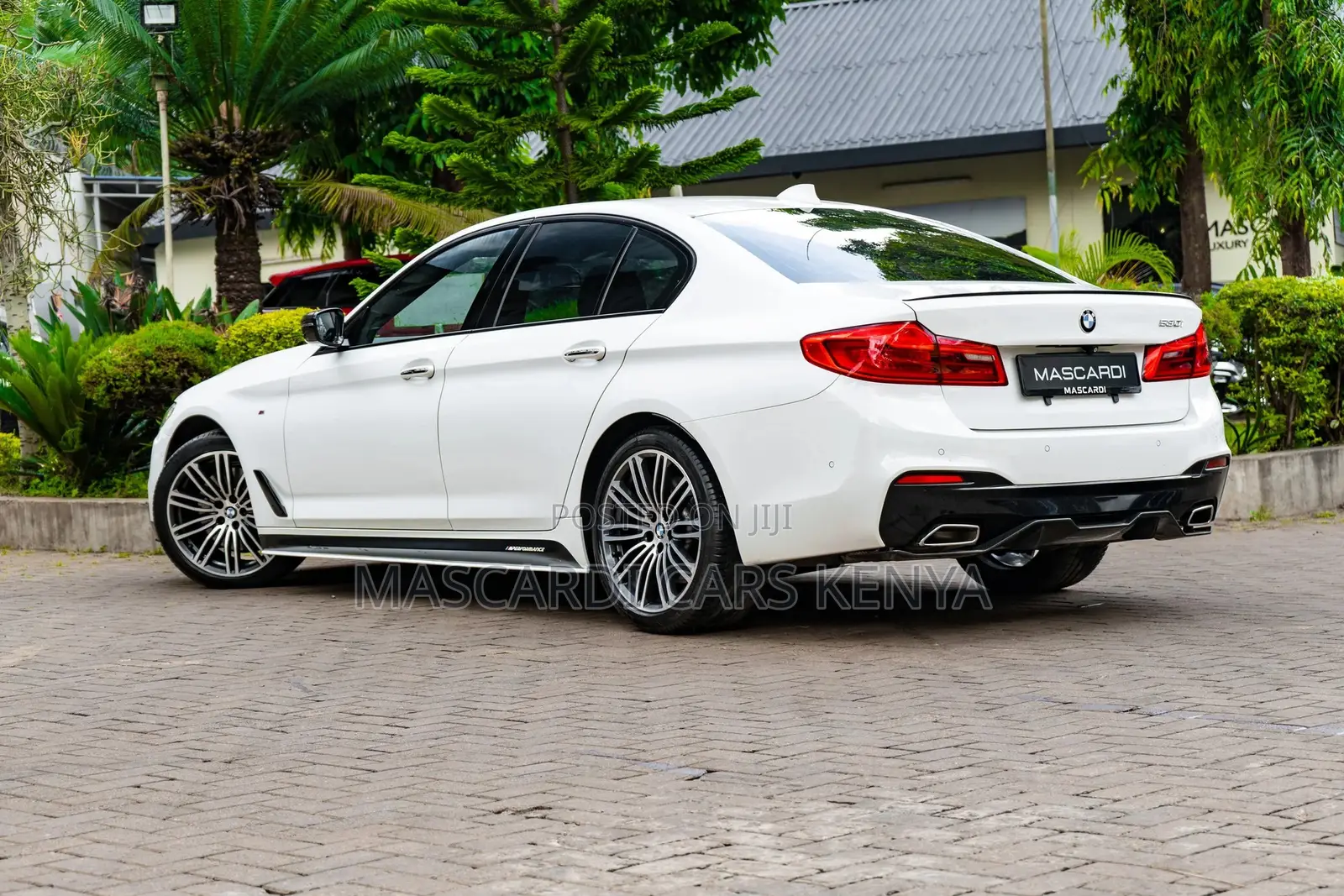 BMW 530i 2018 White