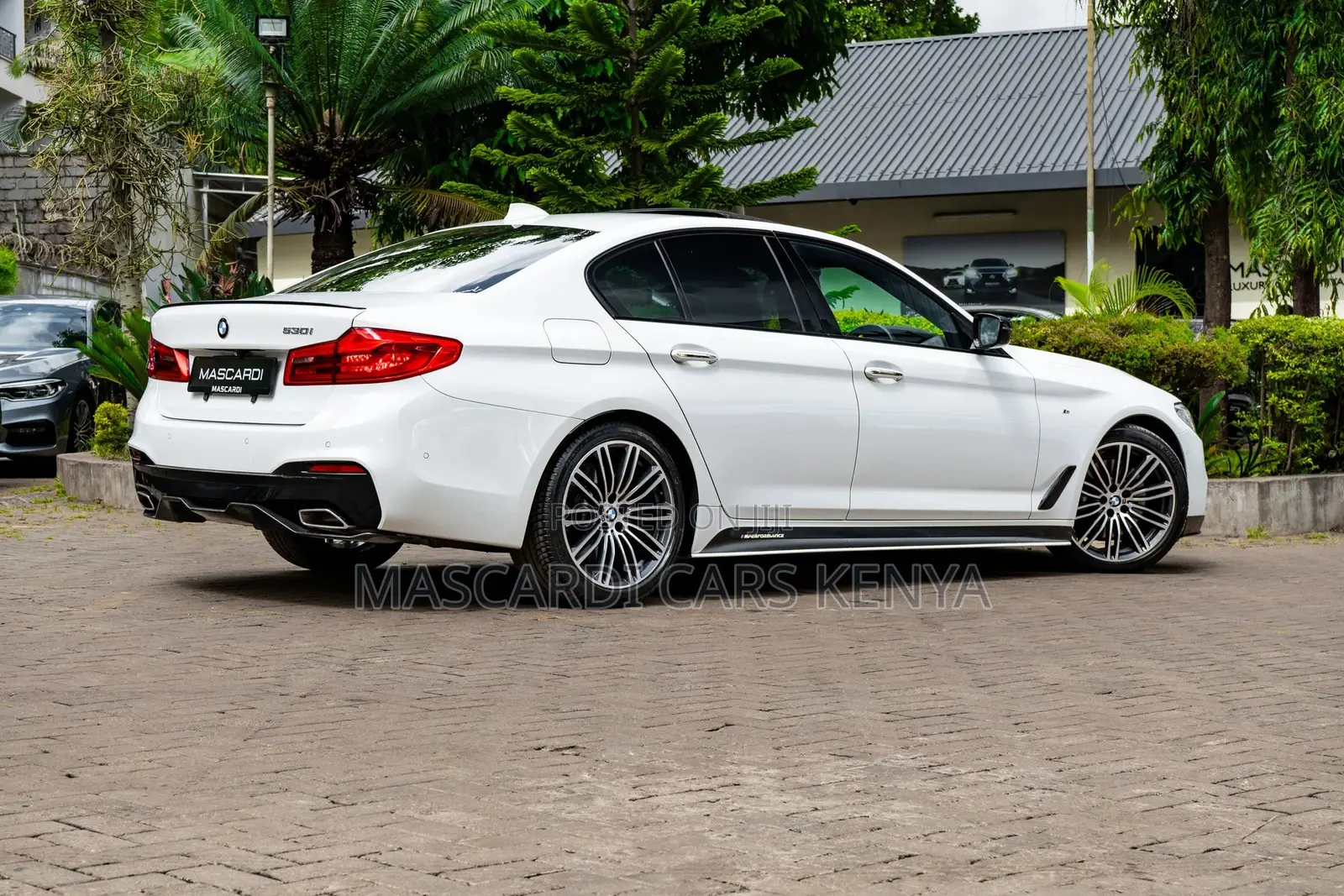 BMW 530i 2018 White
