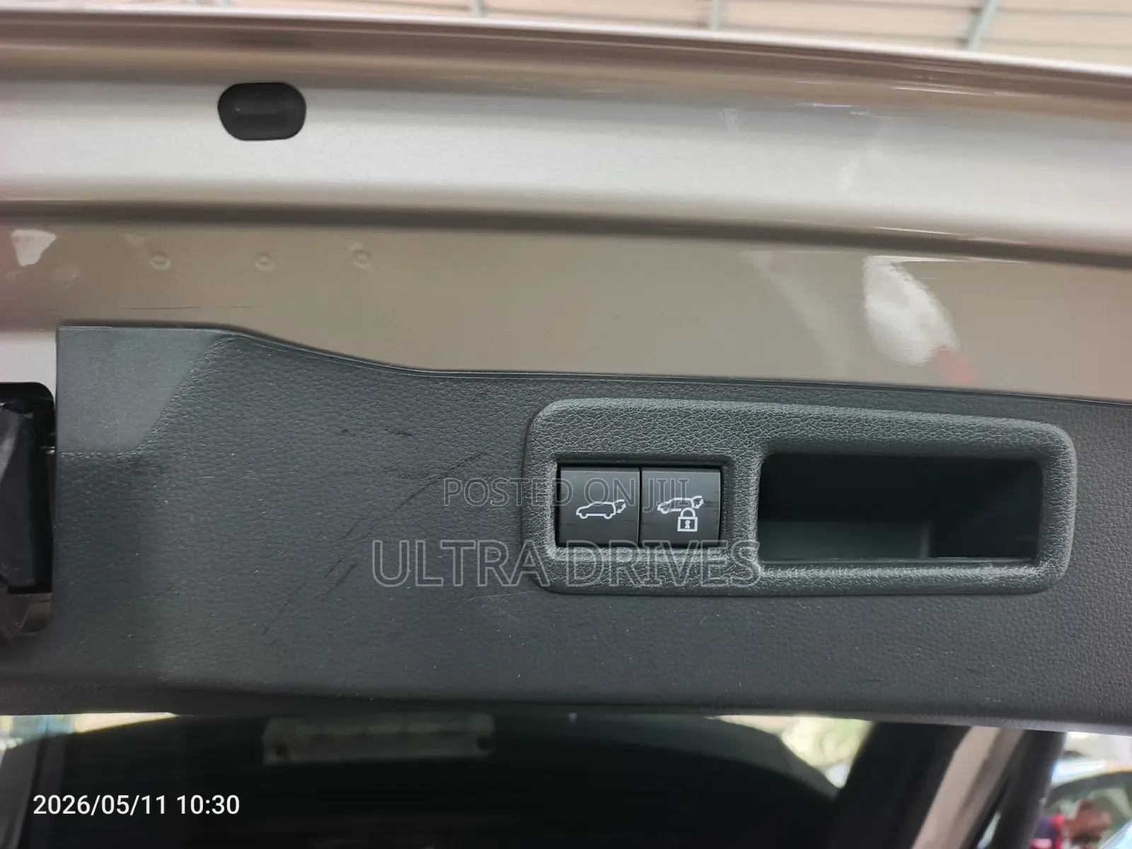 Toyota Harrier 2020 Gold