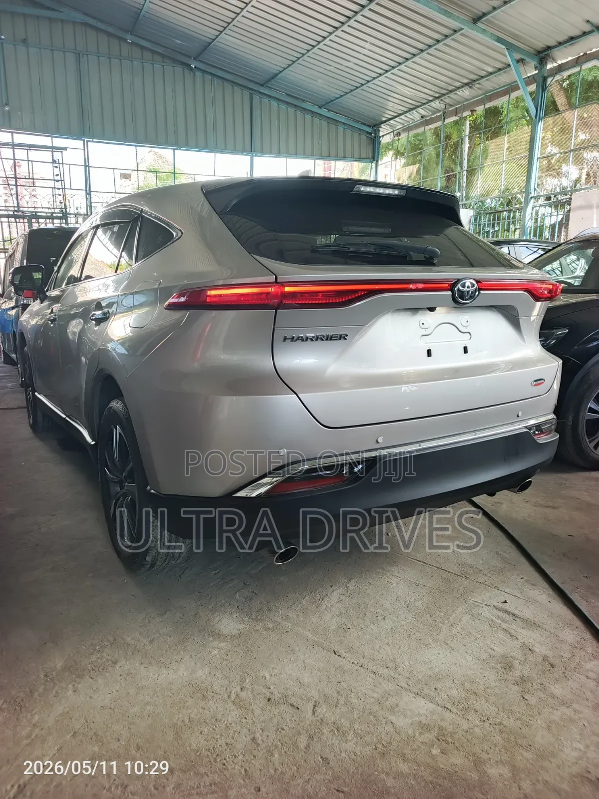 Toyota Harrier 2020 Gold