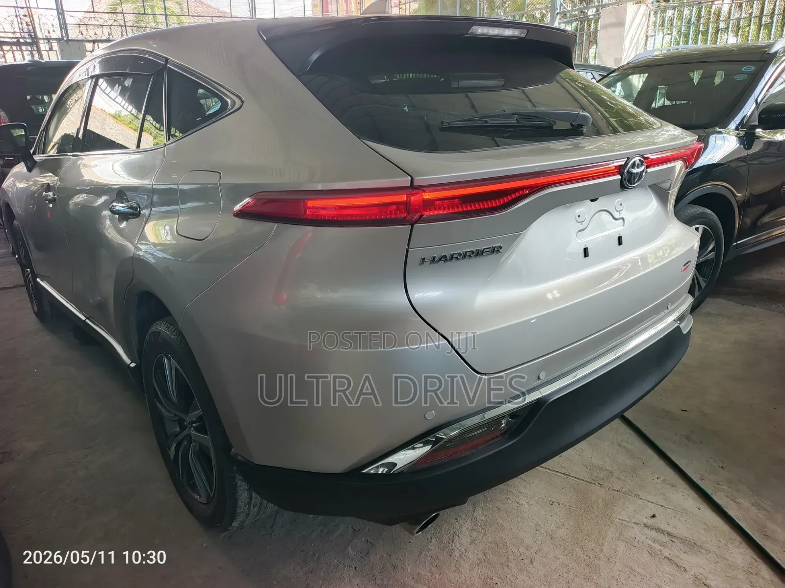 Toyota Harrier 2020 Gold