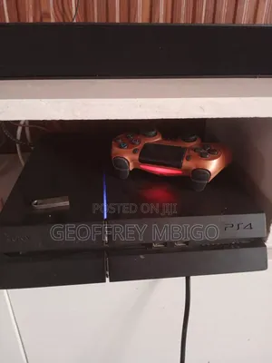 Ps4 Sony Chipped With Several Games Inside