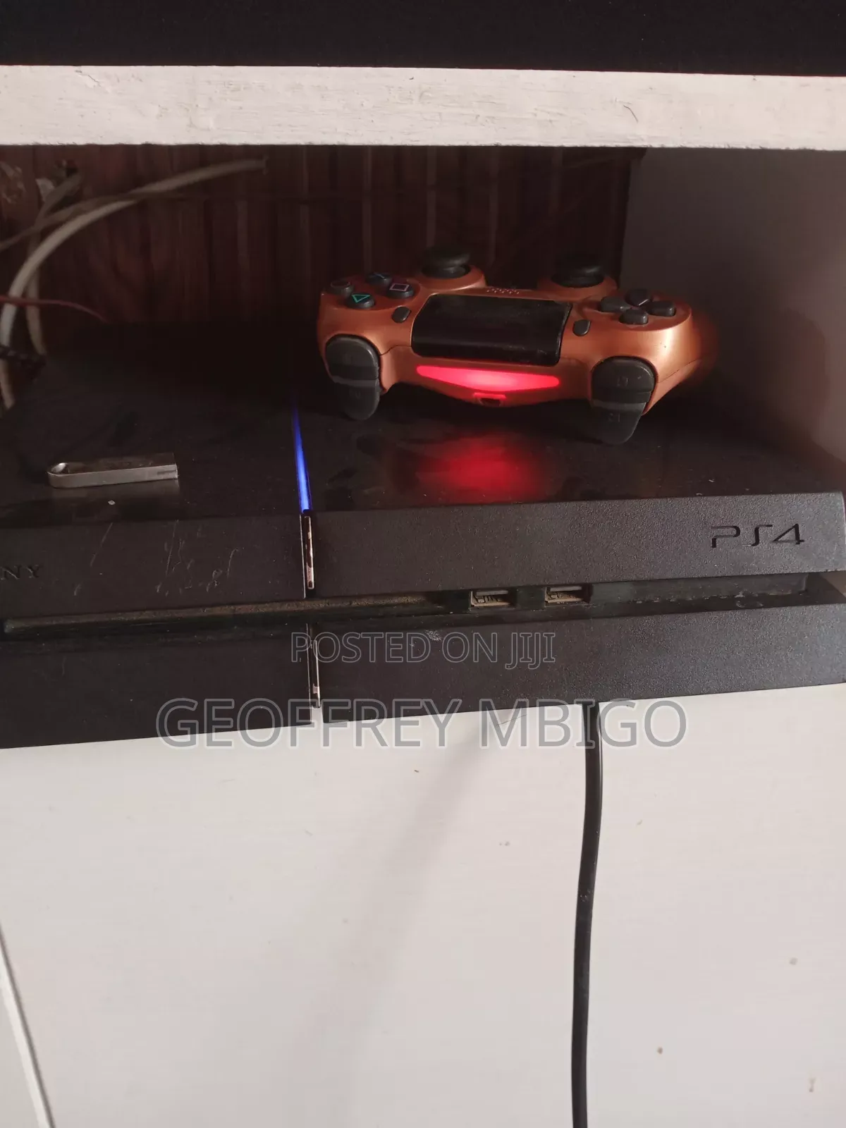 Ps4 Sony Chipped With Several Games Inside