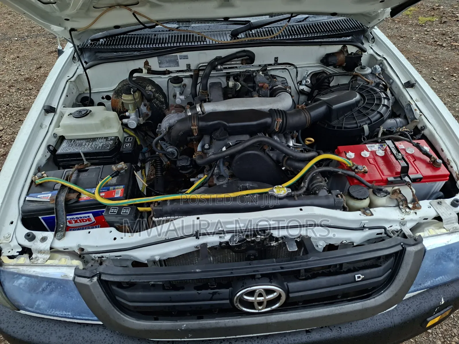 Toyota Hilux 2004 Pearl