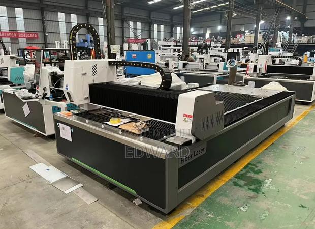 Fiber Laser Cutting Machine