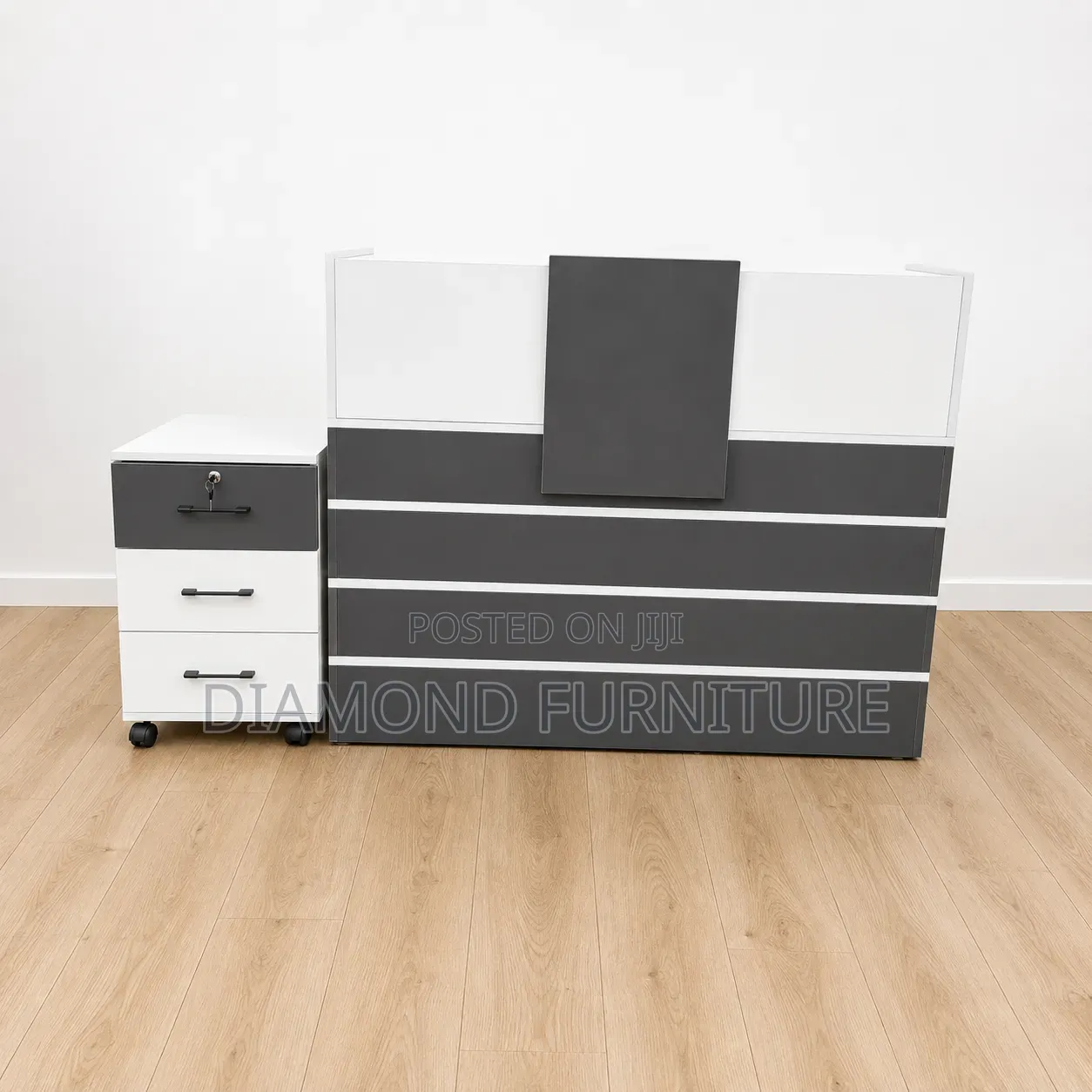 1.4m Office Reception Desk / Front Office Counter