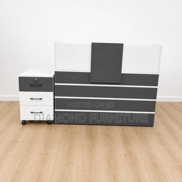 1.4m Office Reception Desk / Front Office Counter