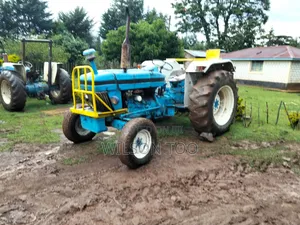 Tractor Ford 4610