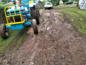 Tractor Ford 4610