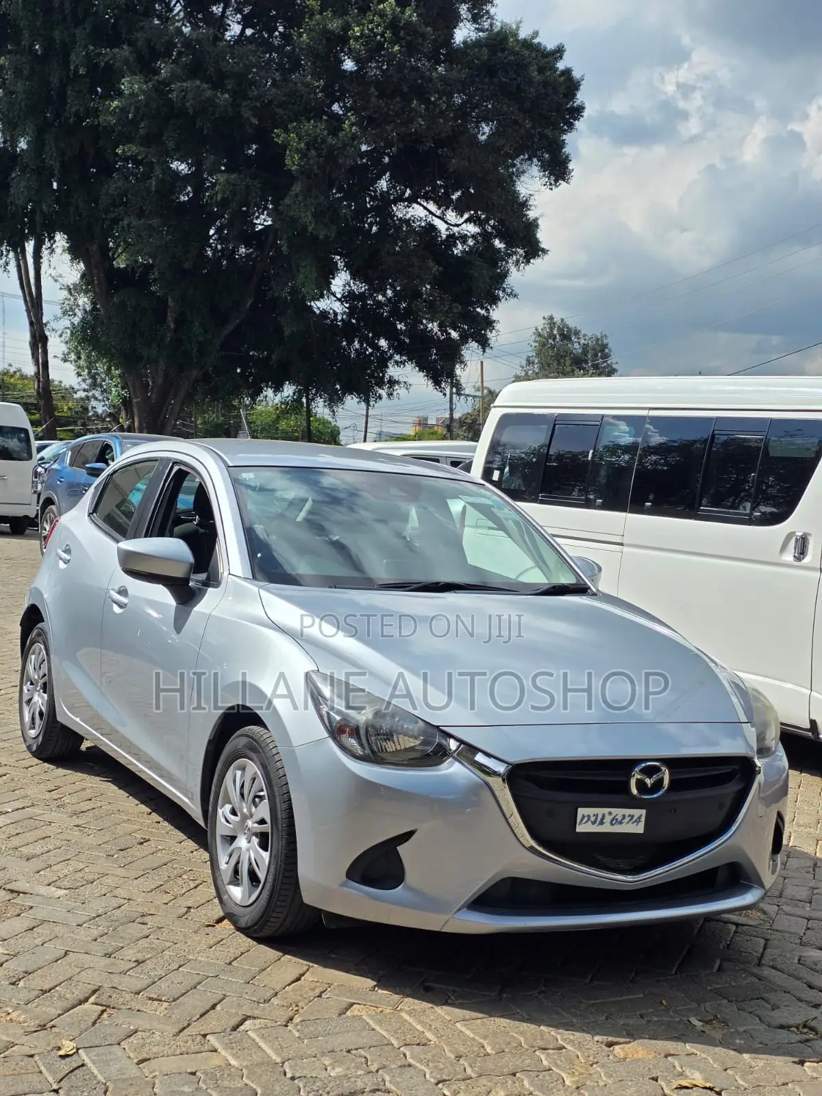 Mazda Demio 2018 Silver
