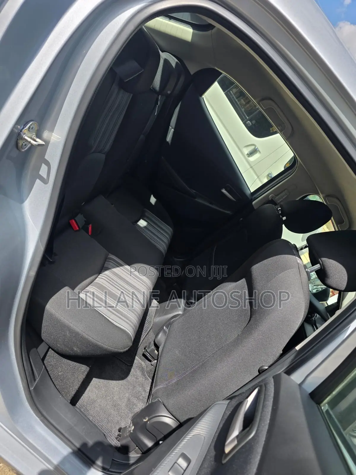 Mazda Demio 2018 Silver