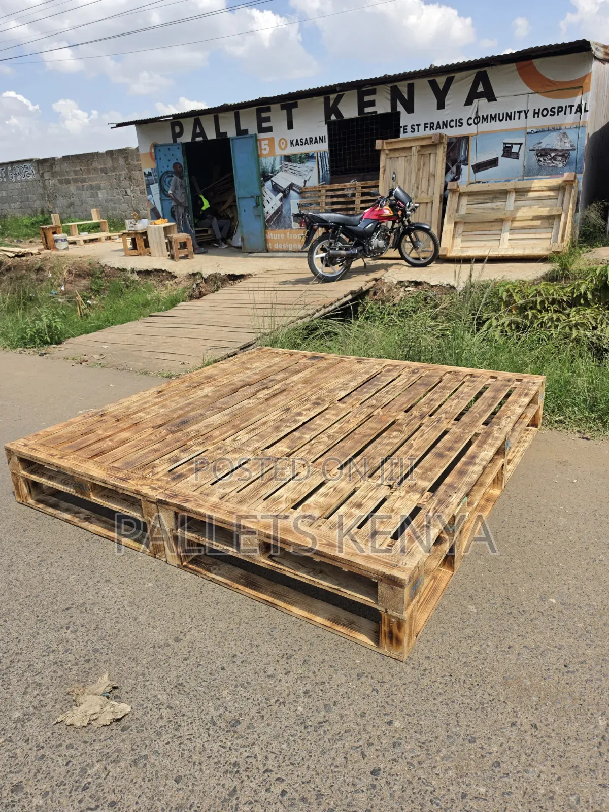 6x6 Pallet Bed -Rustic Modern Strong Comfortable Blazed Finish.