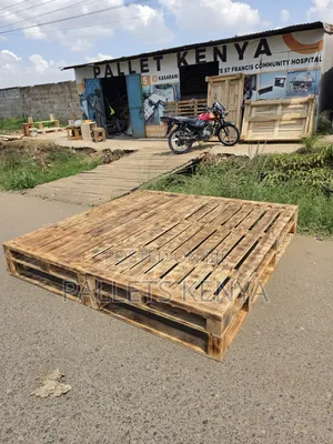 6x6 Pallet Bed -Rustic Modern Strong Comfortable Blazed Finish.