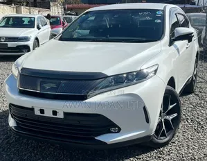 Toyota Harrier 2.0 2019 White