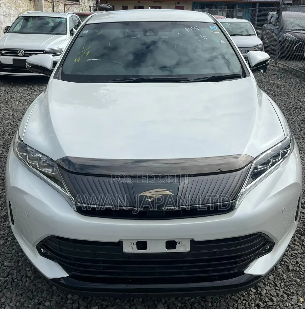 Toyota Harrier 2.0 2019 White