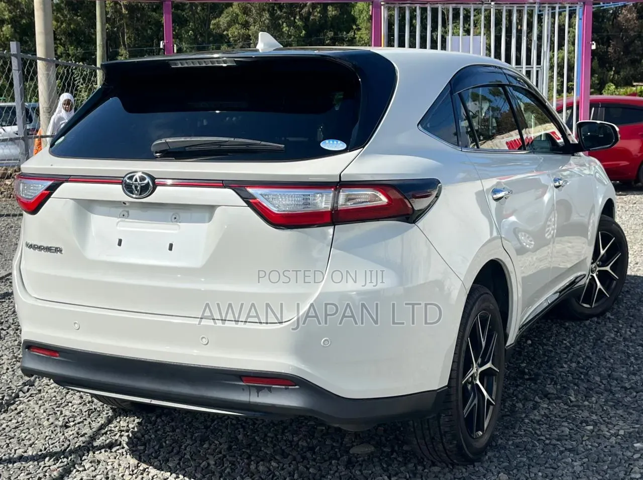 Toyota Harrier 2.0 2019 White