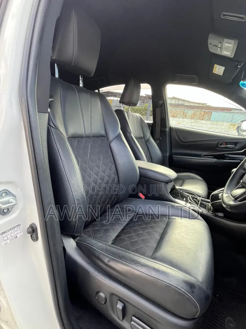 Toyota Harrier 2.0 2019 White