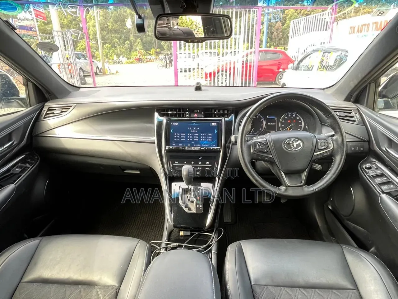 Toyota Harrier 2.0 2019 White