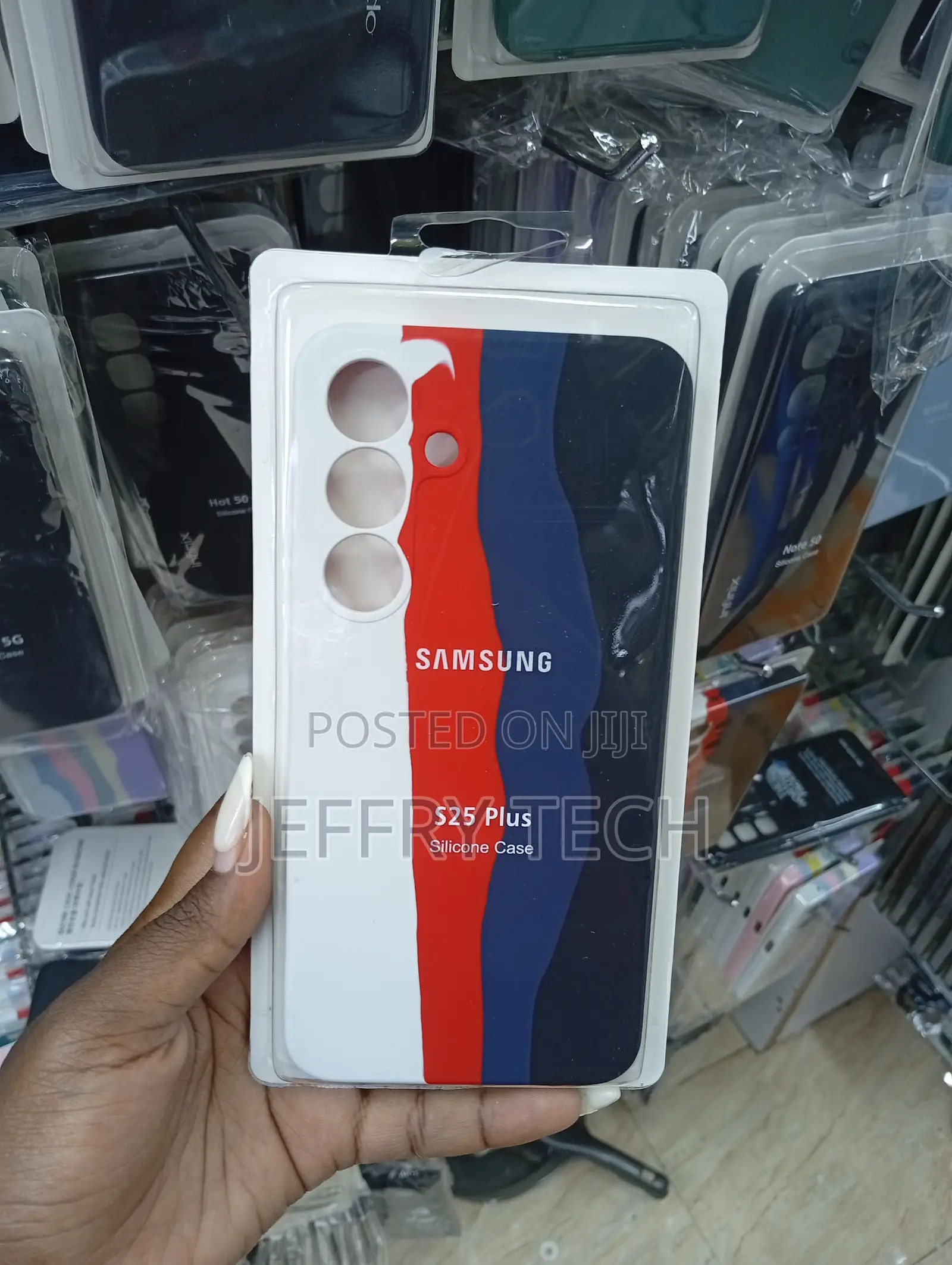 Samsung S25 Plus Soft-Touch, Anti-Slip Grip Cover