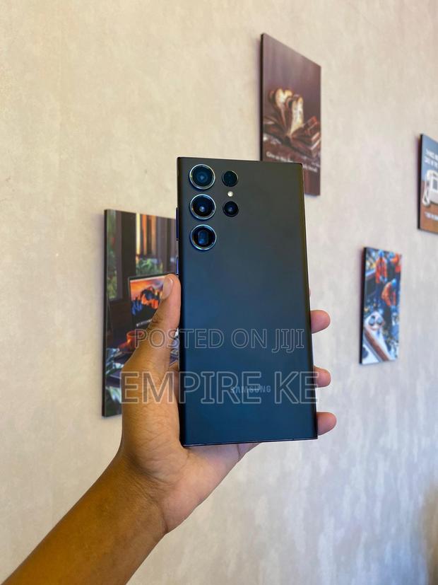 Samsung Galaxy S22 Ultra 256 GB Black - thumbnail 2