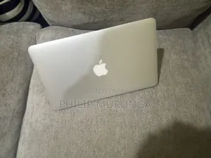 Laptop Apple MacBook 2015 4GB Intel Core i5 SSD 128GB