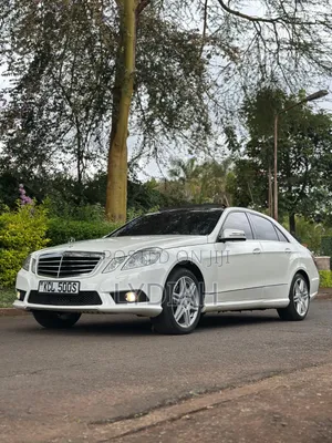 Mercedes-Benz E250 2011 Pearl