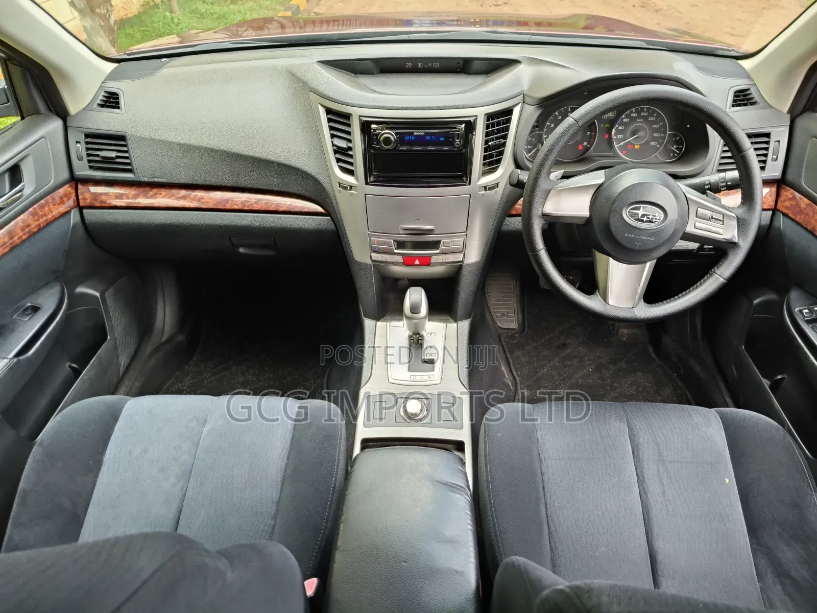 Subaru Outback 2.5i 2010 Red