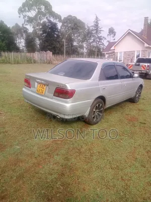 Toyota Carina 2000 Silver